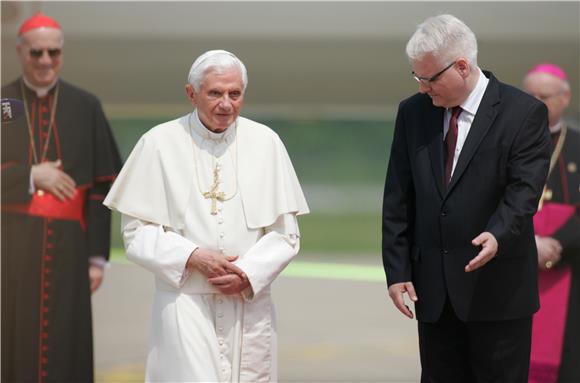 Papa Benedikt XVI. stupio na hrvatsko tlo                                                                                                                                                                                                       