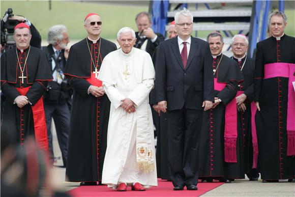 Papa Benedikt XVI. stupio na hrvatsko tlo                                                                                                                                                                                                       