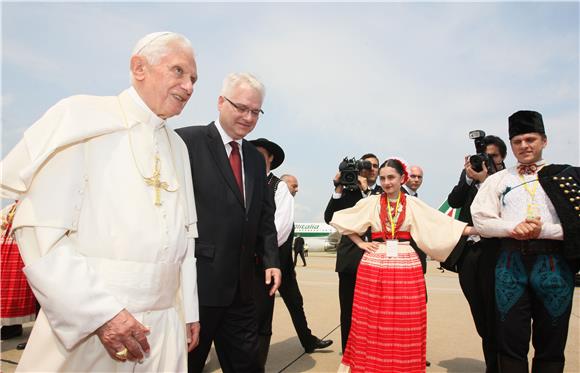 Papa Benedikt XVI. stupio na hrvatsko tlo                                                                                                                                                                                                       