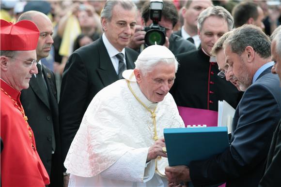 Papa Benedikt XVI. stigao na Trg bana Jelačića                                                                                                                                                                                                  