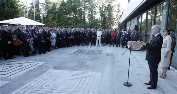 Predsjednik Josipović održao svečano primanje u povodu Dana državnosti                                                                                                                                                                          