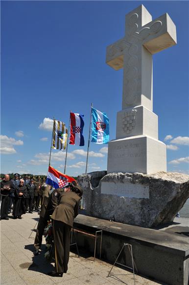 Vukovar: počela svečana promocija polaznika vojnih škola                                                                                                                                                                                        