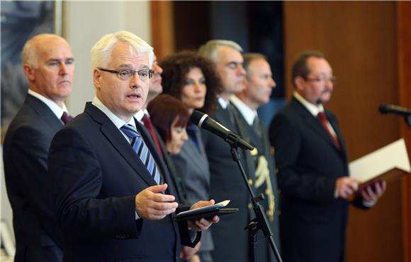 Predsjednik Josipović uručio odlikovanja                                                                                                                                                                                                        