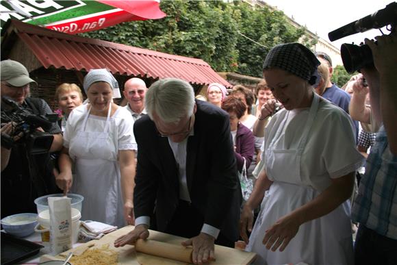 Koprivnica: Josipović na manifestaciji Podravski motivi                                                                                                                                                                                         