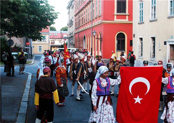 U Karlovcu počeo Međunarodni festival folklora                                                                                                                                                                                                  