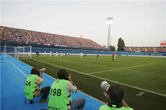 Dinamo - Neftči 3-0                                                                                                                                                                                                                             