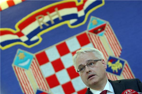 Josipović: o konačnu datumu izbora tek trebam odlučiti - datum načelno prihvatljiv                                                                                                                                                              