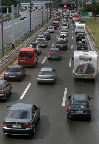 Gužve na cestama prena moru                                                                                                                                                                                                                     