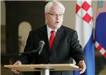 Josipović: Kosor bi trebala smijeniti Jandrokovića                                                                                                                                                                                              