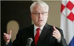 Josipović: Kosor bi trebala smijeniti Jandrokovića                                                                                                                                                                                              