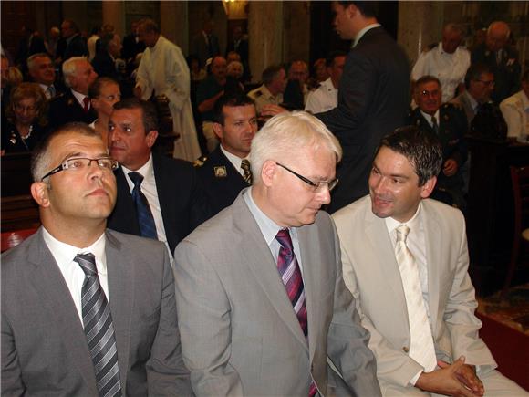 Josipović na odavanju počasti hrvatskim mornarima                                                                                                                                                                                               