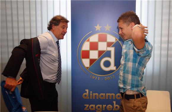 Dino Špehar potpisao za Dinamo                                                                                                                                                                                                                  