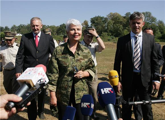 Premijerka Kosor posjetila Obučni centar vodiča i službenih pasa 'Satnik Krešimir Ivošević'                                                                                                                                                     