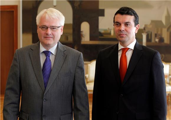 Predsjednik Josipović primio ministra vanjskih poslova Makedonije                                                                                                                                                                               