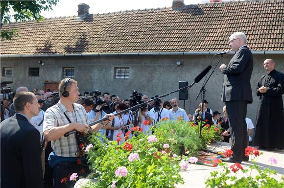 Predsjednik Josipović u Šidu                                                                                                                                                                                                                    