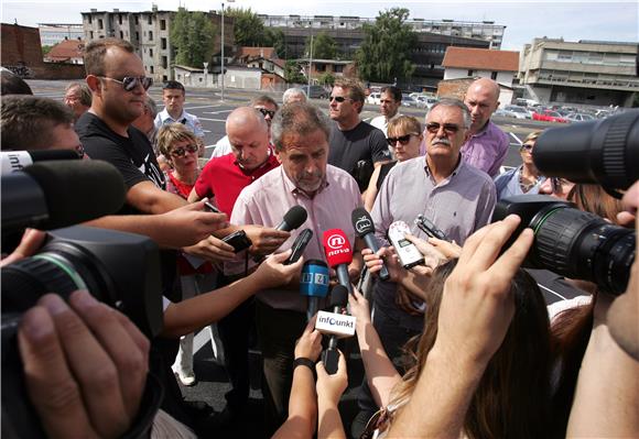 Bandić otvorio parking u kompleksu Paromlin                                                                                                                                                                                                     