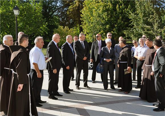 Premijerka u posjetu Županiji Posavskoj u BiH- spremni smo za izgradnju mosta na Savi                                                                                                                                                           