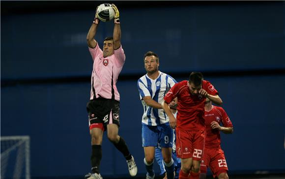 Lokomotiva - Zagreb 2-3                                                                                                                                                                                                                         