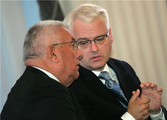 Josipović: u borbi protiv korupcije nisu dovoljne sankcije                                                                                                                                                                                      