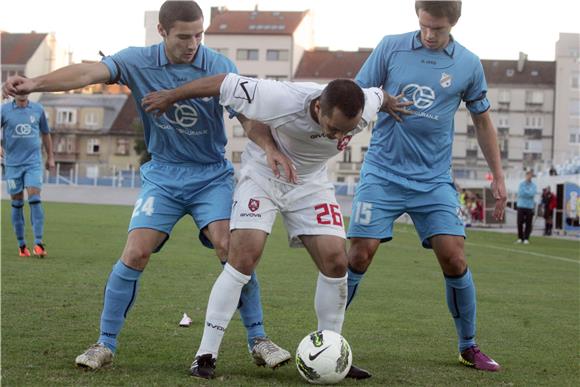 Zagreb - Rijeka 2-1 (poluvrijeme)                                                                                                                                                                                                               