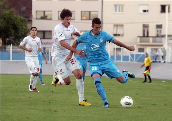 Zagreb - Rijeka 2-1 (poluvrijeme)                                                                                                                                                                                                               