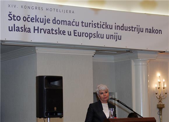 Premijerka Kosor otvorila Kongres hotelijera                                                                                                                                                                                                    