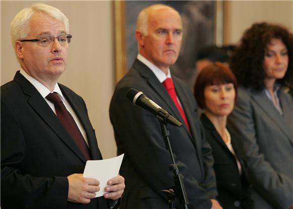 Josipović uručio odlikovanja u povodu Dana neovisnosti                                                                                                                                                                                          