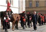 Dan kravate obilježen postrojavanjem Kravat-pukovnije na Markovu trgu                                                                                                                                                                           