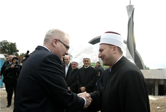 Josipović u posjetu Islamskom centru u Rijeci                                                                                                                                                                                                   