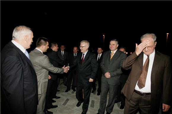 Josipović posjetio Islamski centar u Zagrebu                                                                                                                                                                                                    