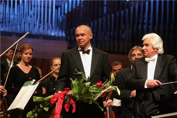 Ivo Pogorelić u Koncertnoj dvorani Vatroslav Lisinski u pratnji Zagrebačke filharmonije                                                                                                                                                         