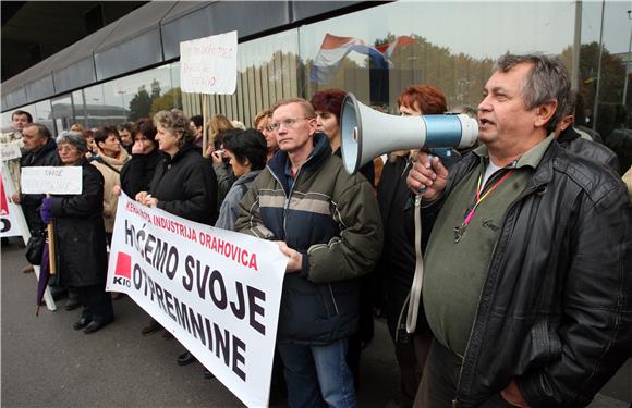 Prosvjed bivših radnika KIO Keramike u Zagrebu                                                                                                                                                                                                  