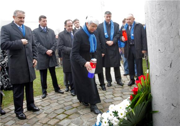 J. Kosor posjetila rodnu kuću dr. Franje Tuđmana                                                                                                                                                                                                