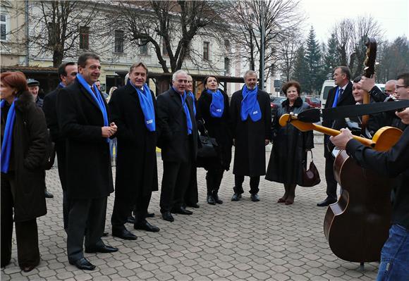 Predizborni skup HDZ-a u Otočcu                                                                                                                                                                                                                 