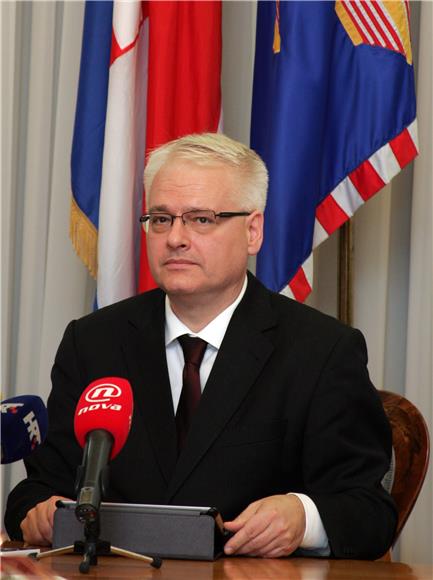 Josipović: Očekujem da će se nova vlada držati ustavnih ovlasti                                                                                                                                                                                 