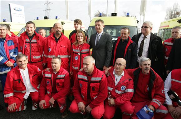 Milinović dodijelio nova vozila hitne pomoći                                                                                                                                                                                                    