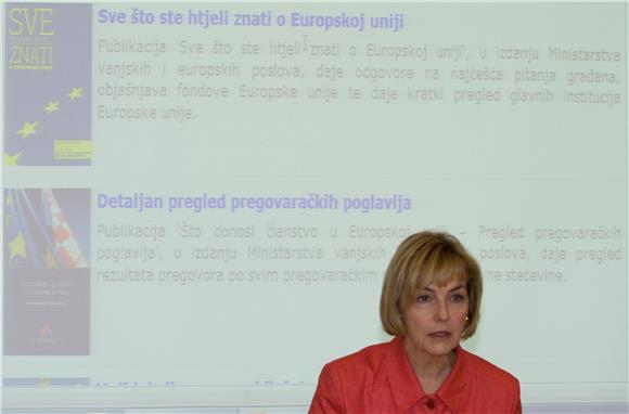 Vesna Pusić o završnoj fazi referendumske kampanje o pristupanju Hrvatske Europskoj uniji                                                                                                                                                       