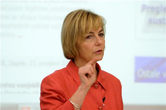 Vesna Pusić o završnoj fazi referendumske kampanje o pristupanju Hrvatske Europskoj uniji                                                                                                                                                       