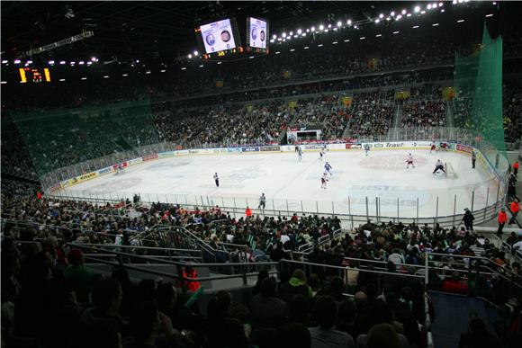 Arena Ice Fever 2012.: Medveščak - Acroni Jesenice                                                                                                                                                                                              