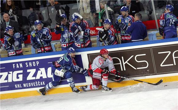 Arena Ice Fever 2012.: Medveščak - Acroni Jesenice                                                                                                                                                                                              