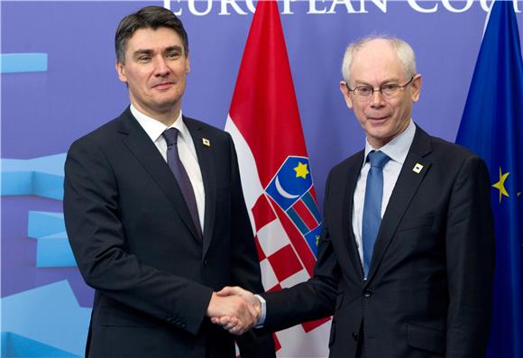 Premijer Milanović s Van Rompuyem                                                                                                                                                                                                               