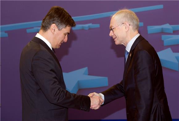 Premijer Milanović s Van Rompuyem                                                                                                                                                                                                               