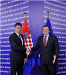 Barroso čestitao Milanoviću i pozvao na nastavak reformi                                                                                                                                                                                        