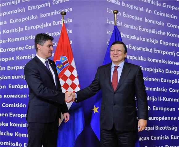 Barroso čestitao Milanoviću i pozvao na nastavak reformi                                                                                                                                                                                        