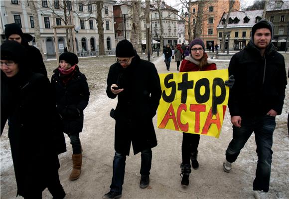 Prosvjedi protiv ACTA-e u Ljubljani i Mariboru                                                                                                                                                                                                  