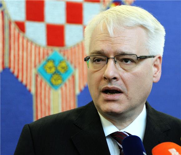 Josipović: svi korisnici trebaju platiti korištenje javne infrastrukture                                                                                                                                                                        