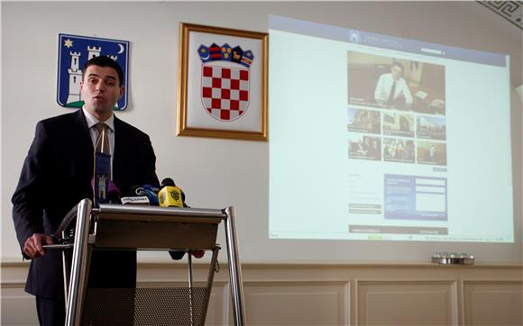 Tiskovna konferencija Davora Bernardića                                                                                                                                                                                                         