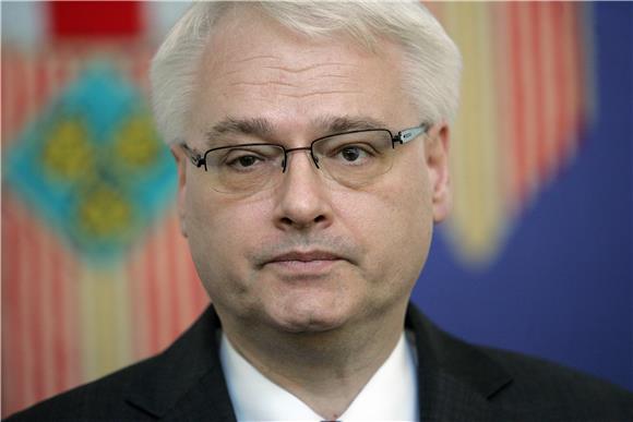 Predsjednik Josipović primio izaslanstvo Zbora ratnih izvjestitelja HRT-a                                                                                                                                                                       