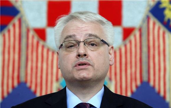 Josipović: Češekova izjava je očita laž                                                                                                                                                                                                         