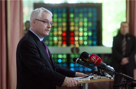 Josipović: Češekova izjava je očita laž                                                                                                                                                                                                         